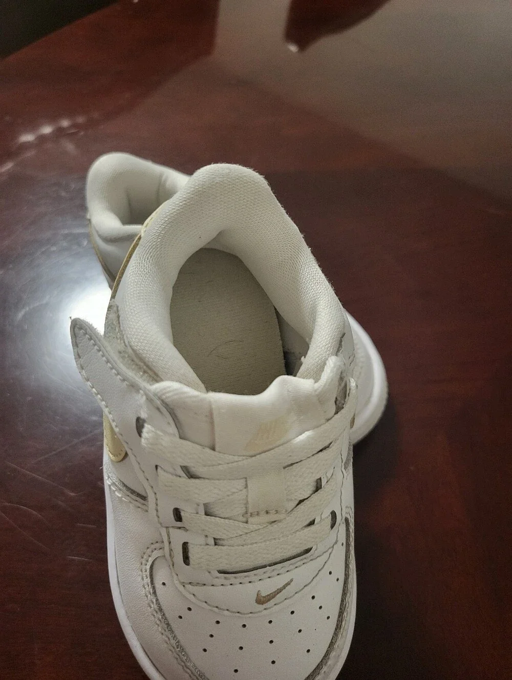 Nike clean white